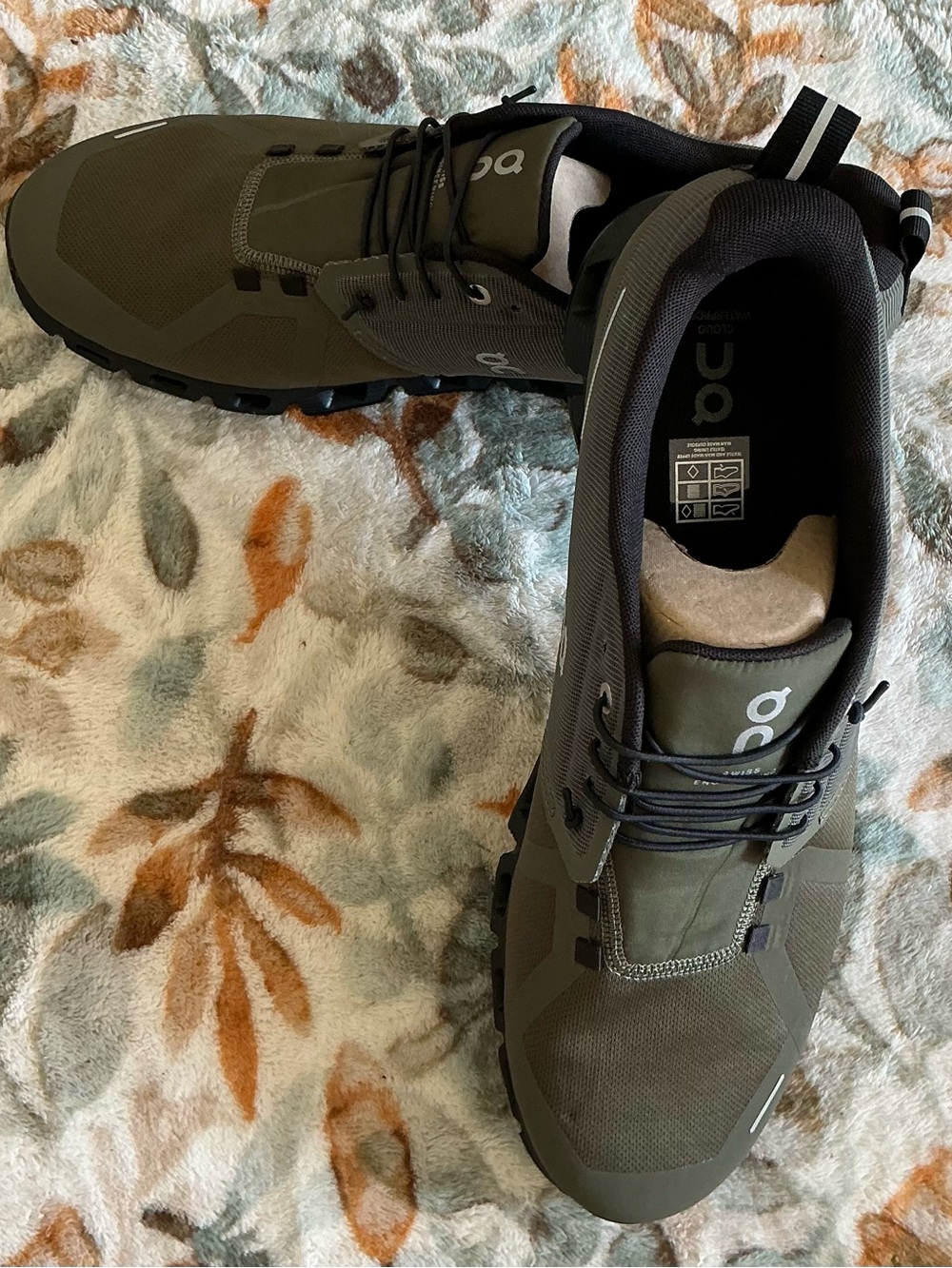 Men’s OnCloud Cloud 5  Size 14. Brand New